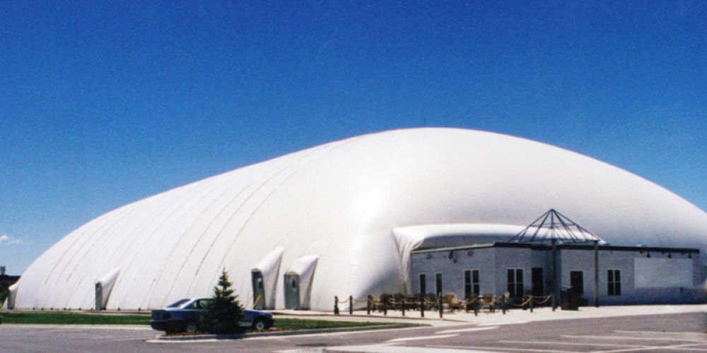 气膜建筑制作工艺大揭秘：从选材到成品的完整流程